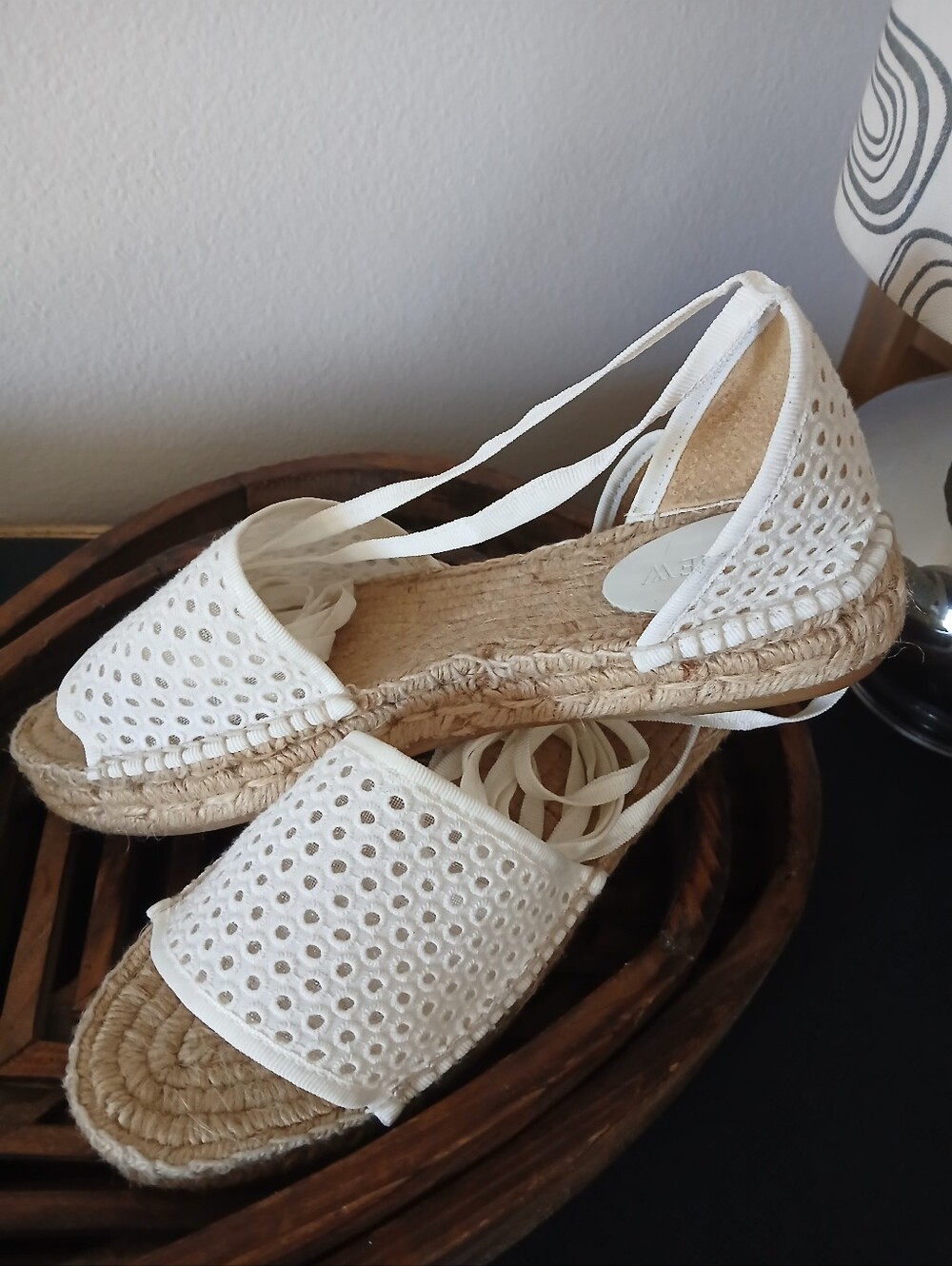 J CREW Espadrilles Eyelet Lace Wrap Ankle Shoes Womens Size 11